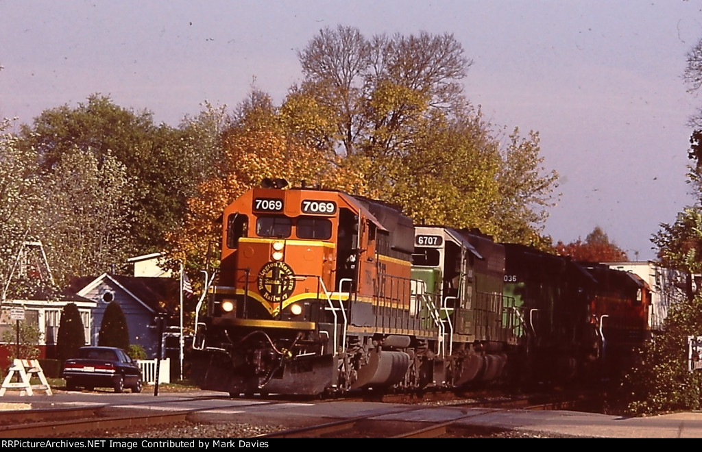 BNSF 7069